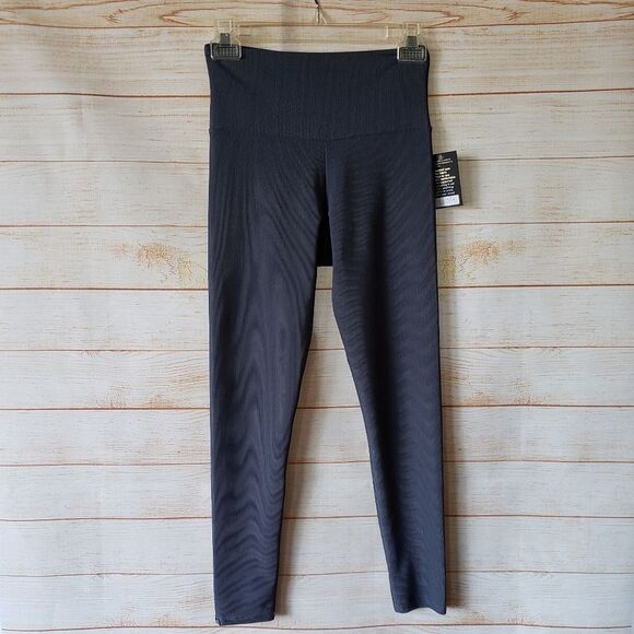 Onzie Ribbed Leggings in Grey - Picture 1 of 9